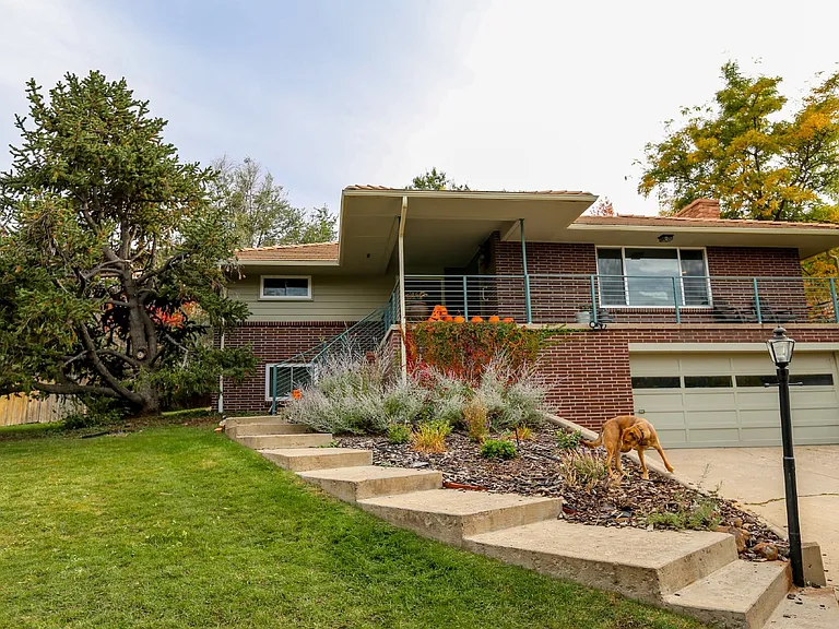 14360 Foothill Rd — Photo 1