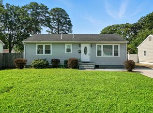 1033 E Leicester Ave, Norfolk, VA 23503
