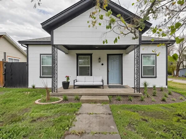 2123 Langford St #A, Greenville, TX 75401