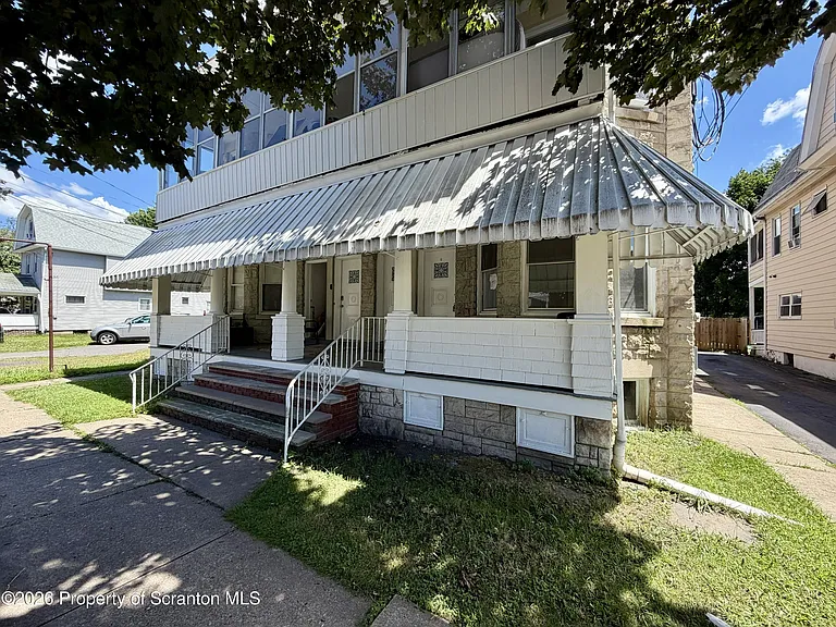 261 N Washington St #1 — Photo 2