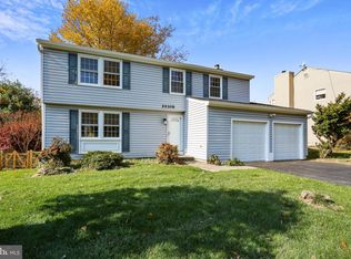 24308 Club View Dr, Gaithersburg, MD 20882