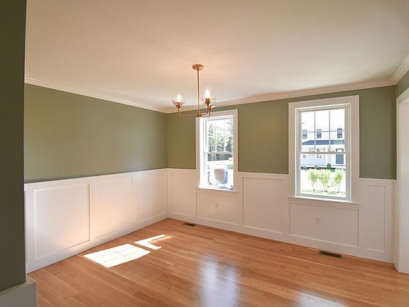 2nd image of 40 Checkerberry Cir