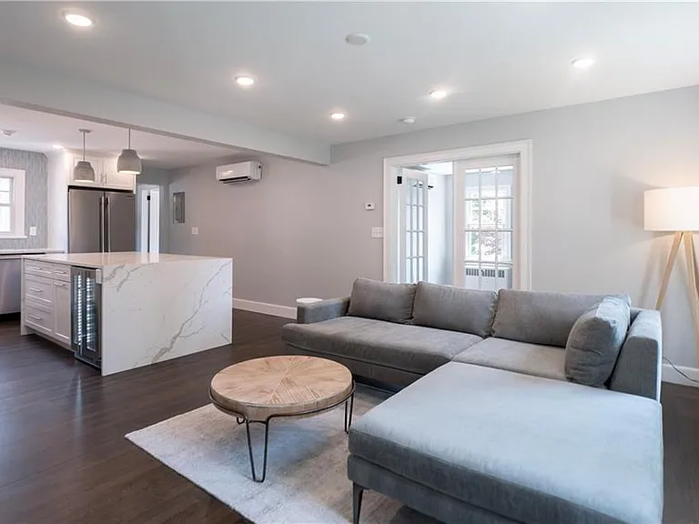 118 Ruggles Ave #101 — Photo 5