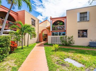 10229 NW 9th Street Cir APT 202, Miami, FL 33172