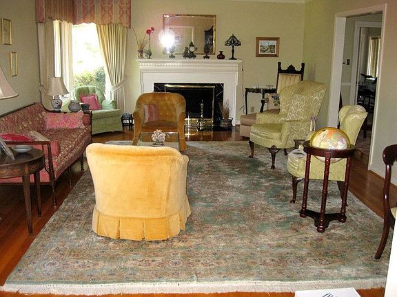 spacious living room