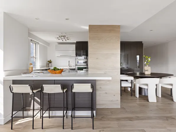 340 East 64th Street image 8 of 23