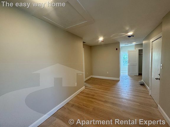 5th image of 72 Washington St #2