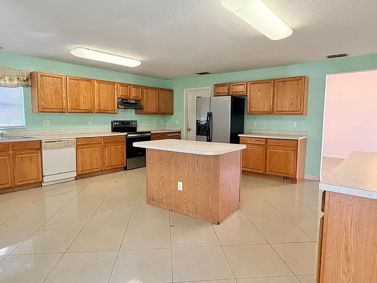6759 Krenson Oaks Cir — Photo 7