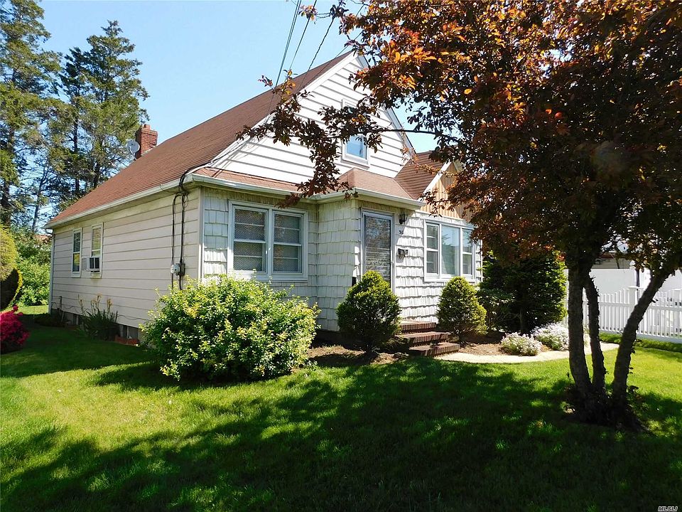 1st image of 310 Parker Ave
