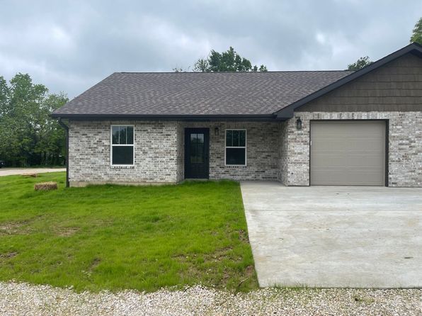 211-223 Cedar Cir #211-B