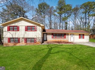 131 Heron Dr, Riverdale, GA 30274