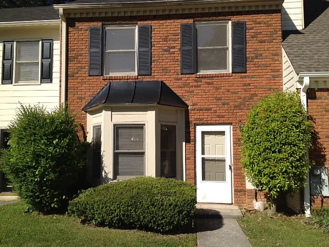 1226 Poplar Point photo 1