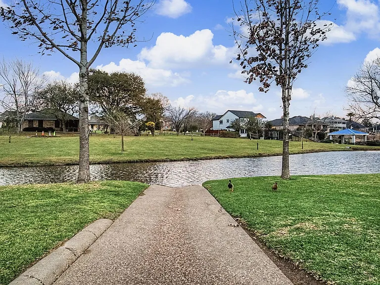 14822 Spica Ct — Photo 38