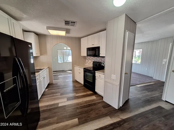 10960 N 67th Avenue #134, Glendale, AZ 85304
