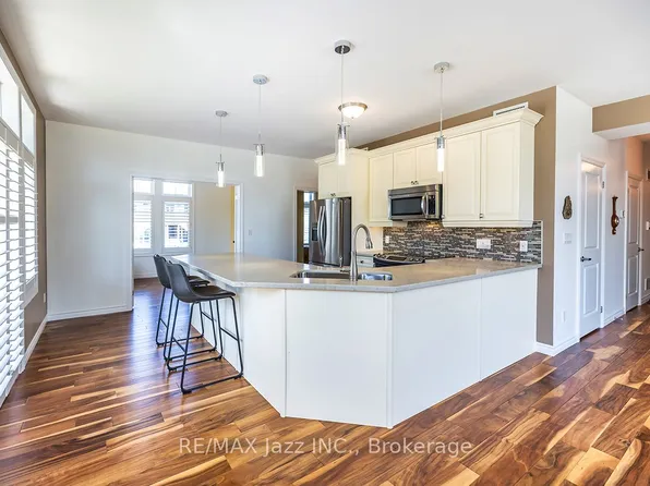 29 Lakewood Cres #111, Kawartha Lakes, ON K0M 1A0