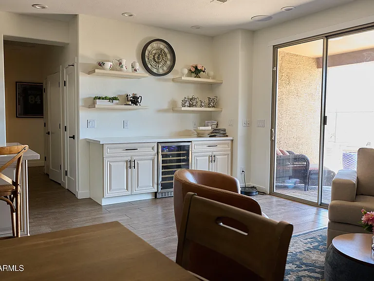 2447 W Memorial Dr — Photo 10