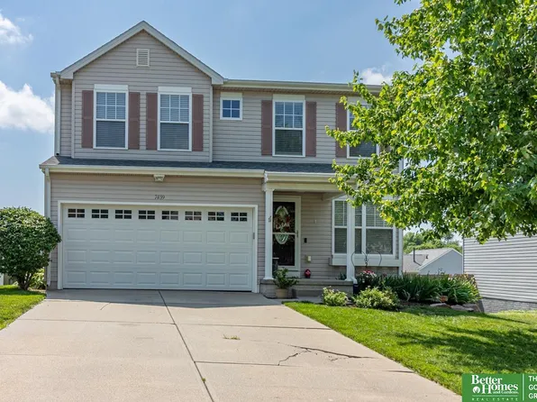 7459 N 111th St, Omaha, NE 68142
