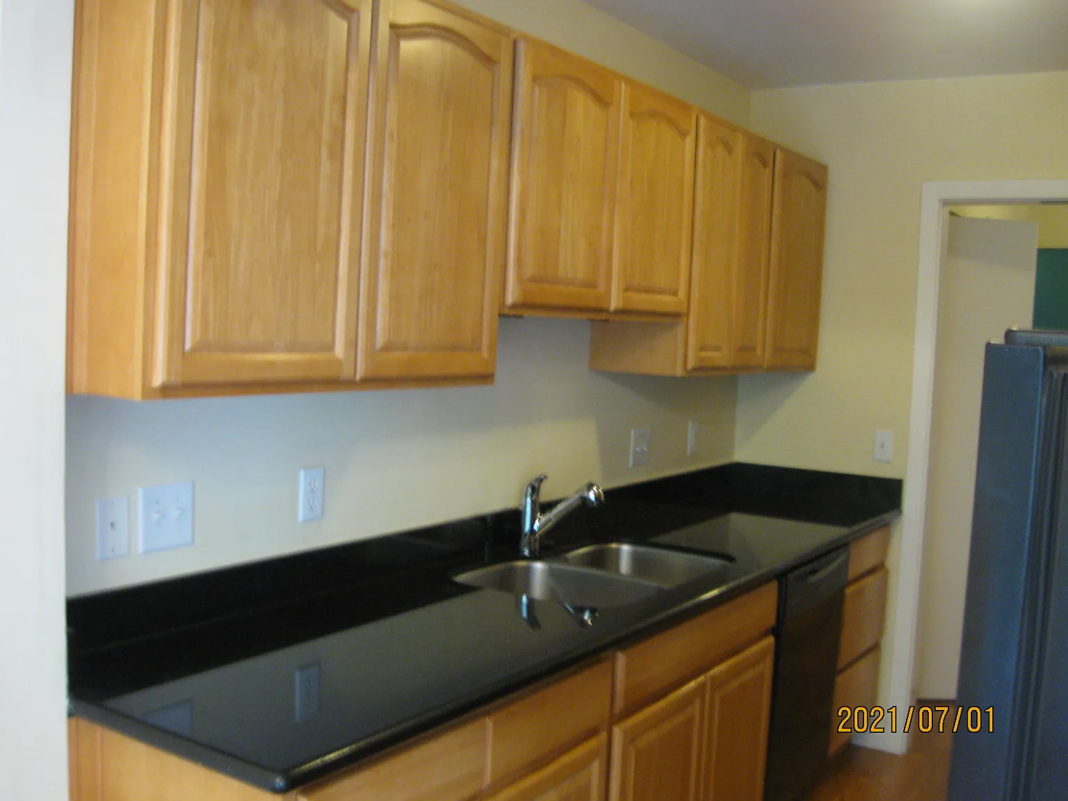 2 bed, 1150 sqft, $2,650 — Photo 4