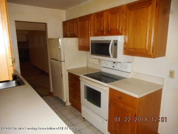 5th image of 2023 E Provincial House Dr #31