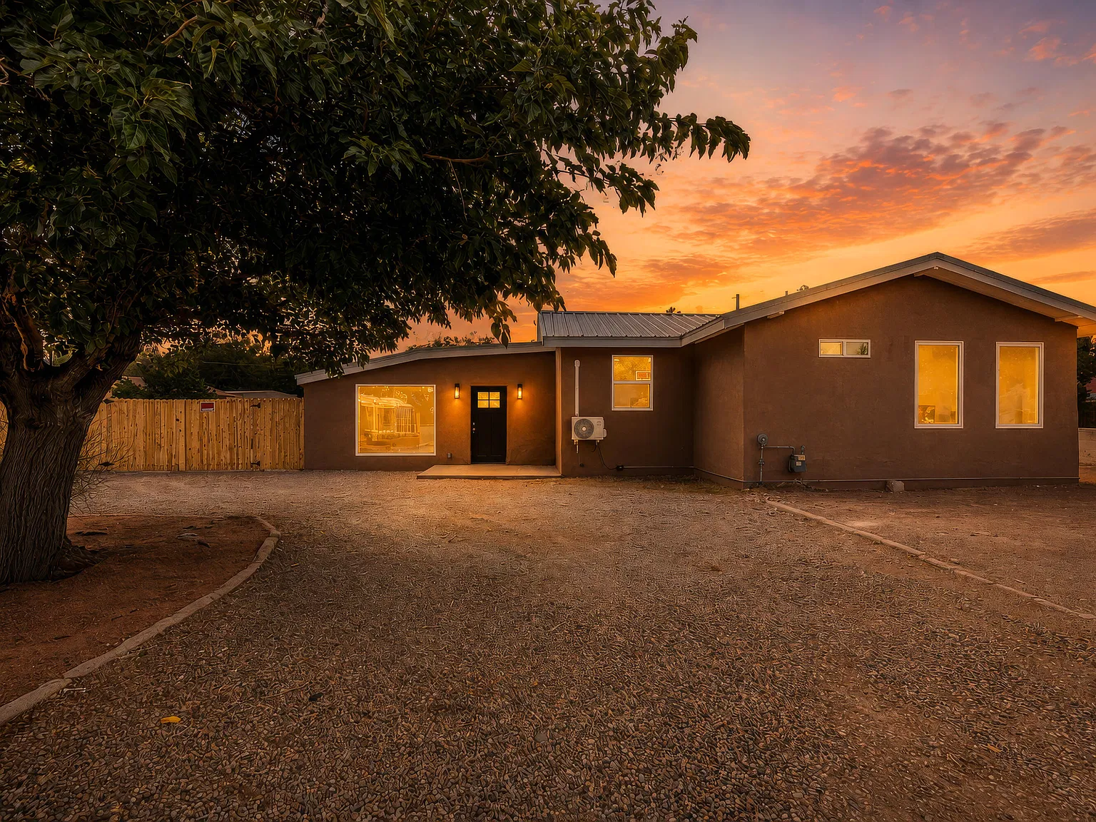 3 bed, 3.5 bath, 1930 sqft, $2,950 — Photo 4