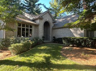 9112 Roger Scott Trl, Brighton, MI 48116