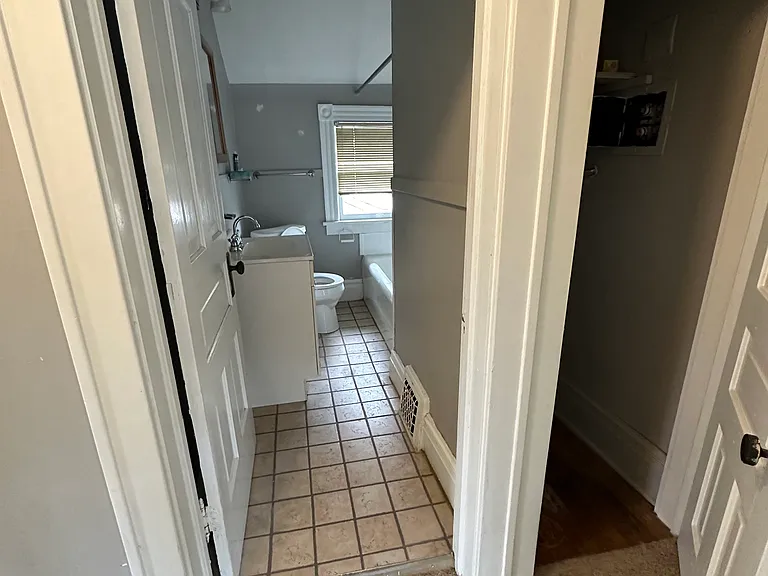 829 Miller Ave #2 — Photo 12