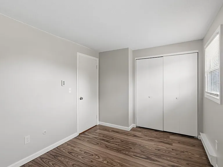 418 Main Street — Photo 15