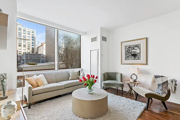 Sold by Compass | media 1