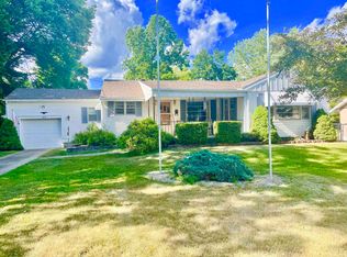 918 Baker St, Culver, IN 46511