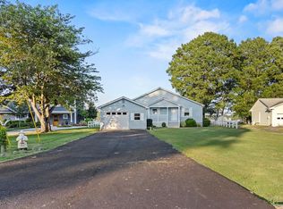 734 Bridge Creek Cir, Reedville, VA 22539