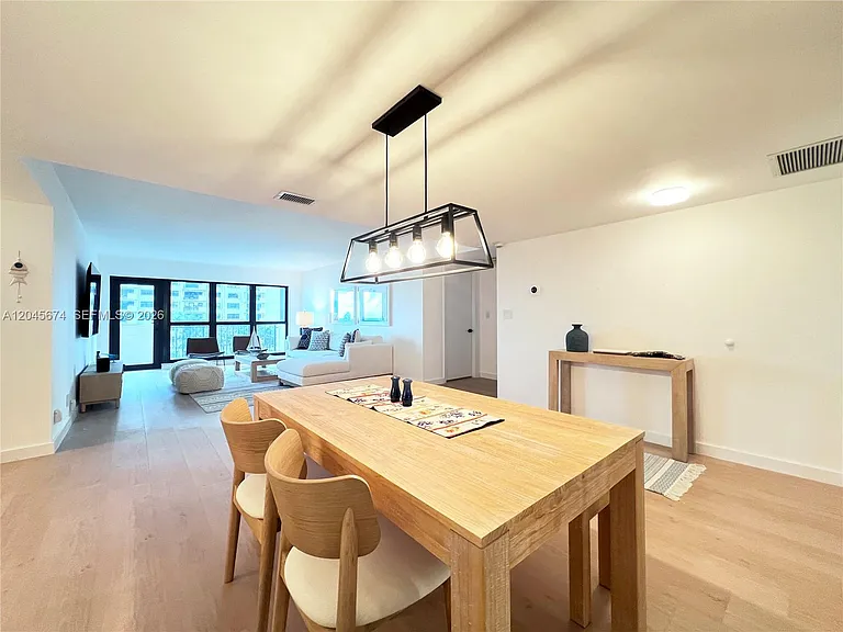 5100 N Ocean Blvd #503 — Photo 3