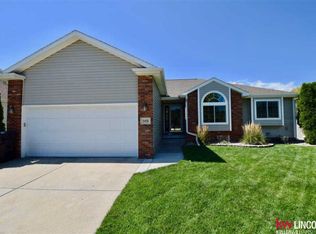 5431 W Chancery Rd, Lincoln, NE 68521