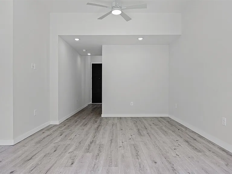 2000 Riverside Farms Rd #5102 — Photo 6