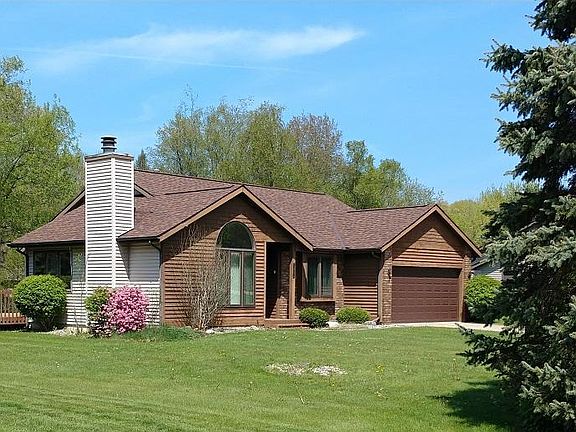 2nd image of 3542 Sharon Ln
