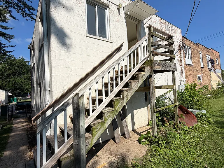 720 Locust St #B — Photo 7