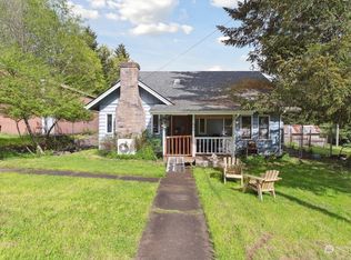 906 Valley Rd, Shelton, WA 98584