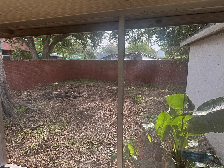 3923 Rockefeller Ave — Photo 14