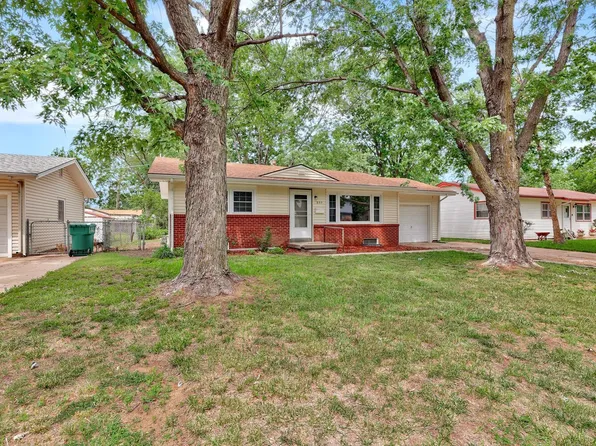 809 N Kessler St, Wichita, KS 67203