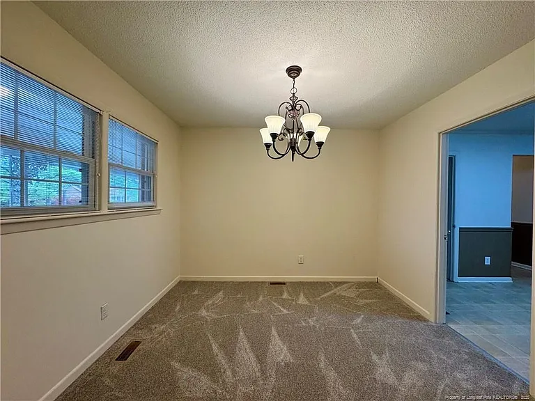 400 Harrill St — Photo 7