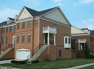 25927 Kirkwood Sq, Chantilly, VA 20152