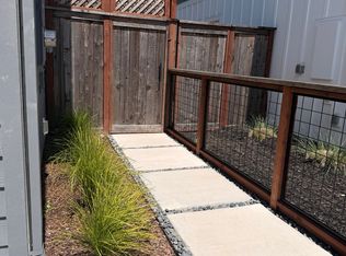 2221 Versaro Dr, Santa Rosa, CA 95403