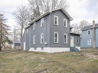 82 Parce Ave, Fairport, NY 14450