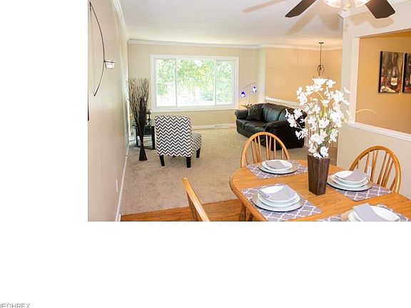 5th image of 8946 White Oak Dr