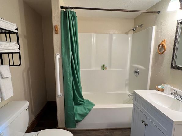 101 Ray Ave | 101 Ray Ave, Rifle, CO