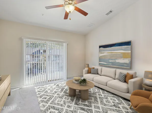 3711 KIRKPATRICK Circle #16-15, Jacksonville, FL 32210