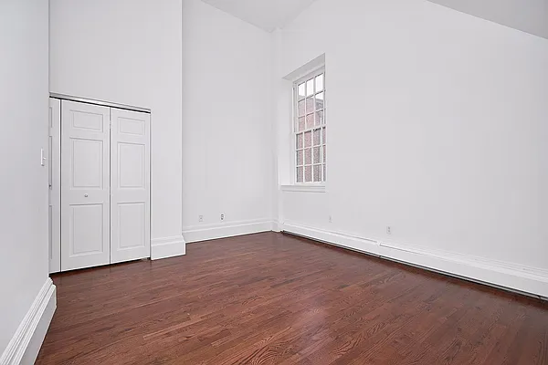 Rented by Keller Williams NYC | media 30