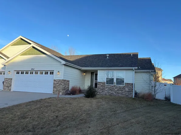 6967 Wild Bill Ct, Cheyenne, WY 82001