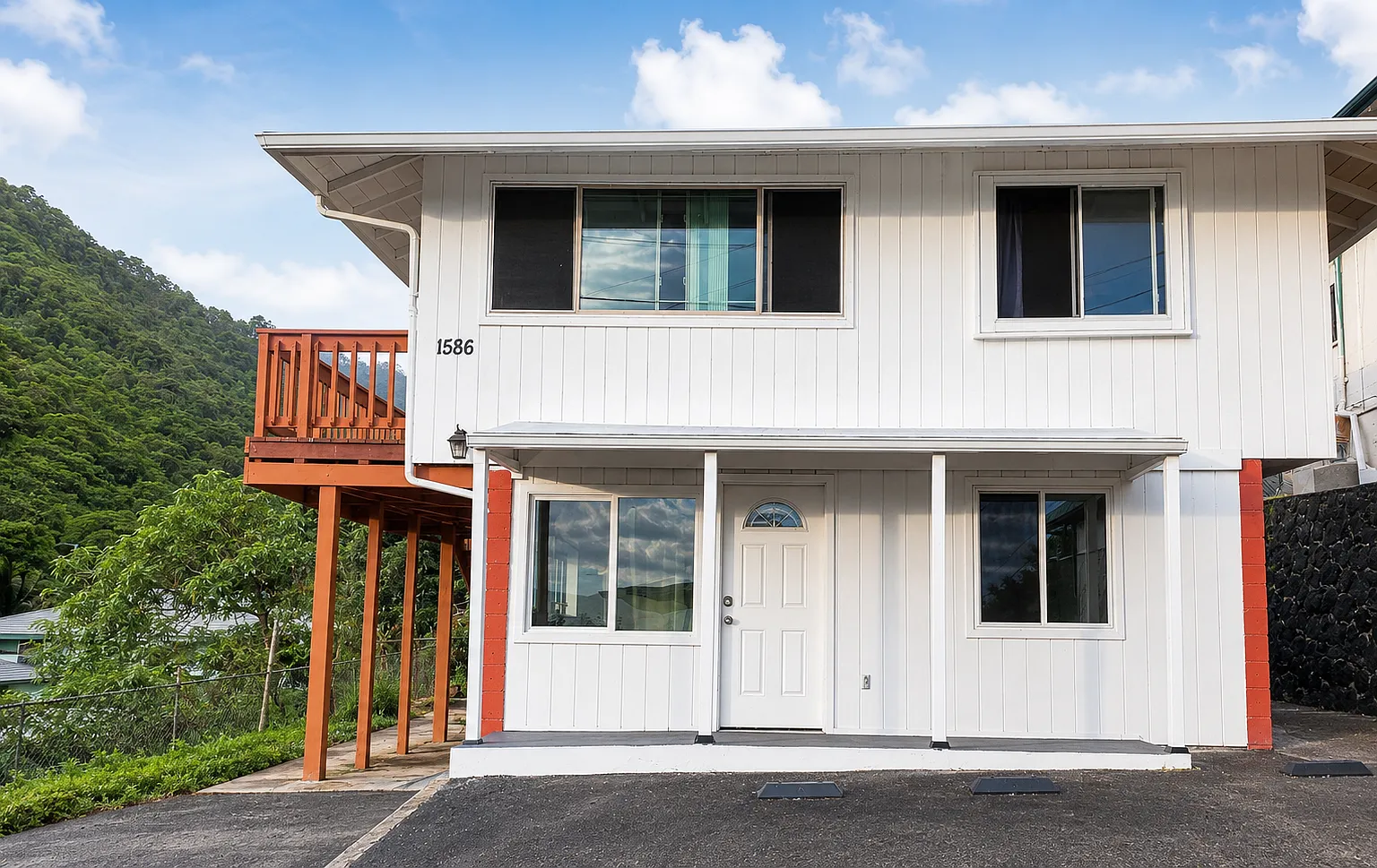 Pahulu St, Honolulu — Photo 1