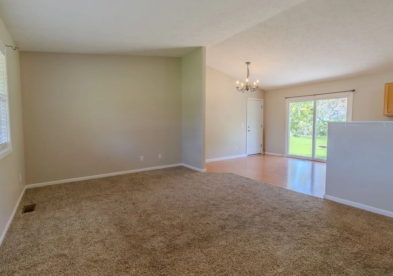 Cozy 3-Bedroom Ranch Home in Grawn — Photo 2