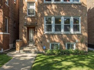 2848 N Harding Ave #1, Chicago, IL 60618